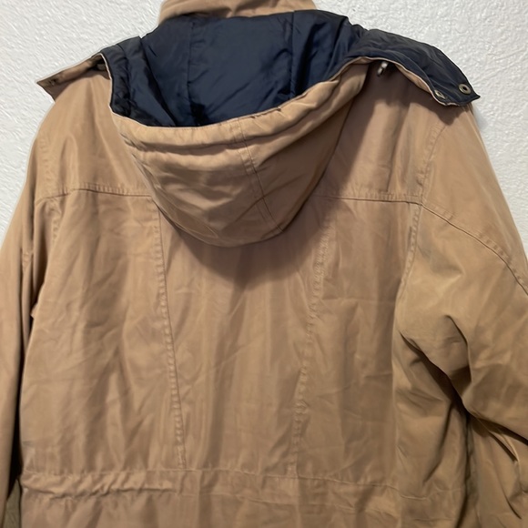 Woolrich Original Outdoorwear Vintage Women's Tan Coat. Good Condition. Size M. - Picture 6 of 10